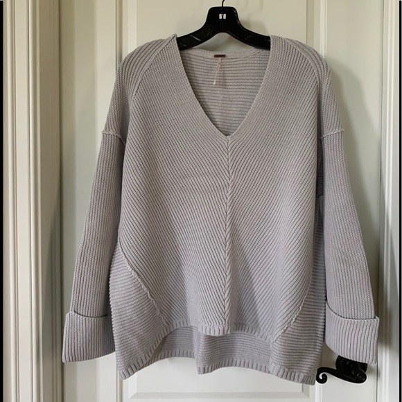 Free People Sweater NWOT - Picture 1 of 7